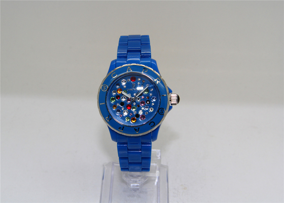 Le signore di plastica blu di tempo GHIACCIANO il silicone degli orologi con il diamante sul quadrante