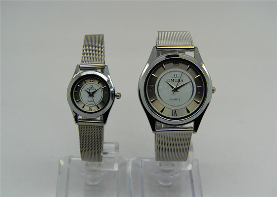 Il quarzo analogico giapponese coppia la cinghia d'acciaio del nastro messa orologi, orologio degli amanti
